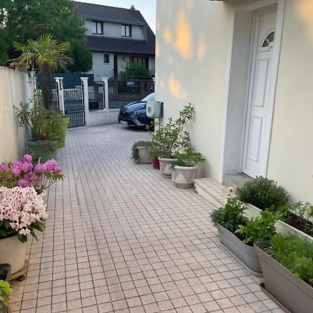 Chez-sonia 1 Accommodatie bij particulieren Rosny-sous-Bois